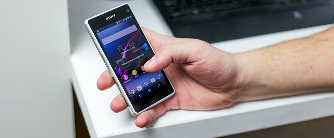 Malen i snažan: Sony Xperia Z1 Compact